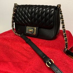 Karl Lagerfeld Paris, Crossbody, Gold Chain, Great Condition Like New.